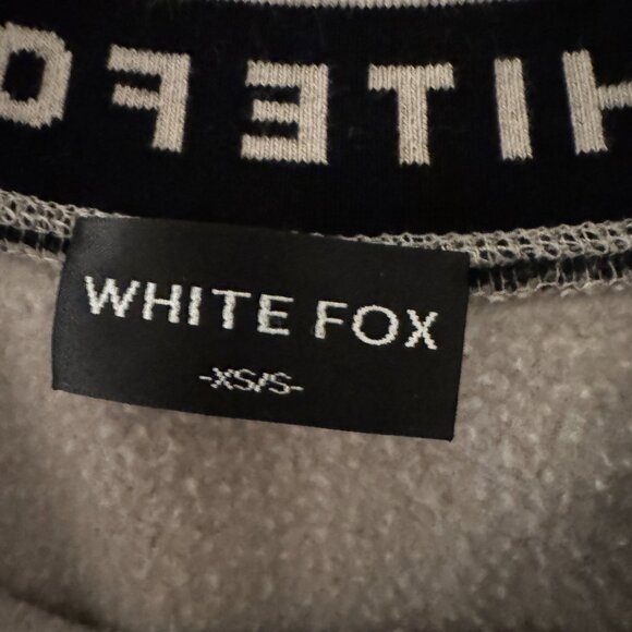 Women's Cream Sweatshirt - Picture 3 of 7